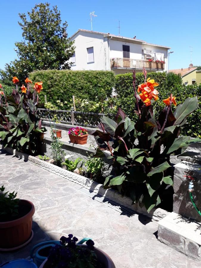 Casa Marina Vila Donoratico Exterior foto